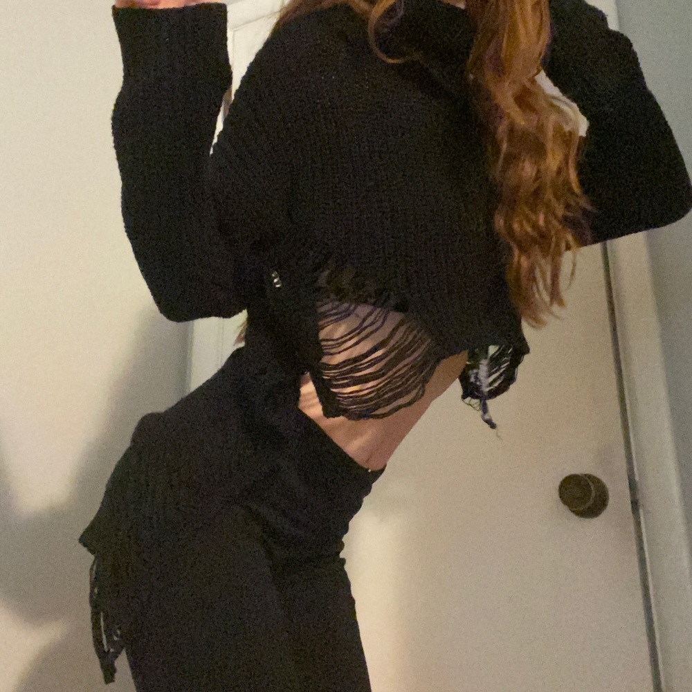 Crop Top Turtle Neck Sweater